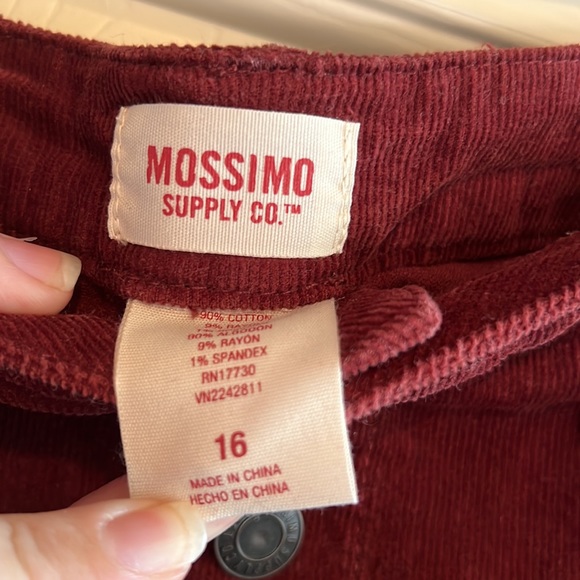 Maroon skirt - Picture 2 of 3